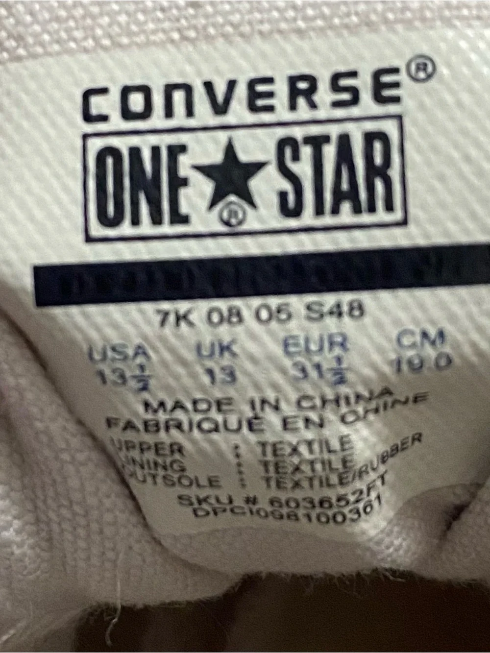 Converse All Star Low Top Sneakers Youth Size 13.5 Pink